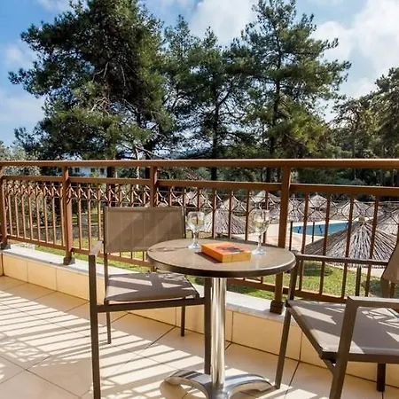 Отель Four Season