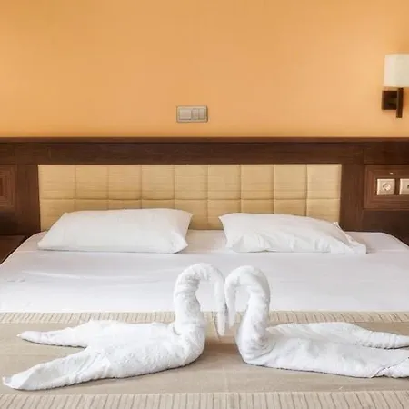 Hotel Four Season Glykadi