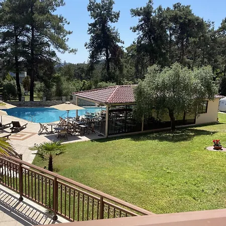 Отель Four Season