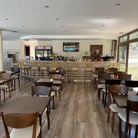 Four Season Отель Glykadi